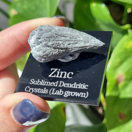Sublimed Dendritic Zinc Crystals - 18.77g - Sparrow and Fox