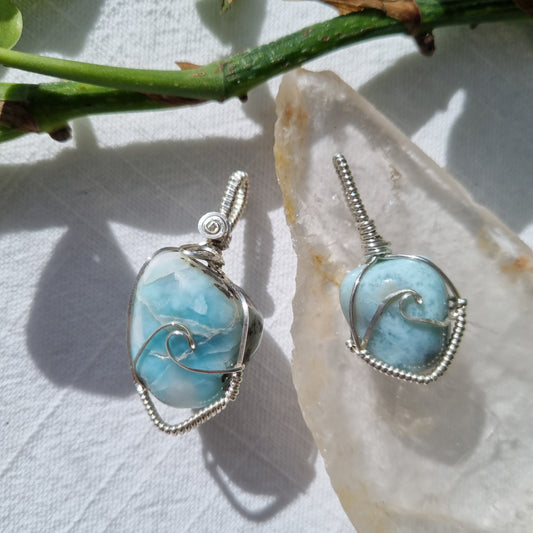 Larimar Tumble Sterling Wave Pendant – Ray of Sunshine - Sparrow and Fox