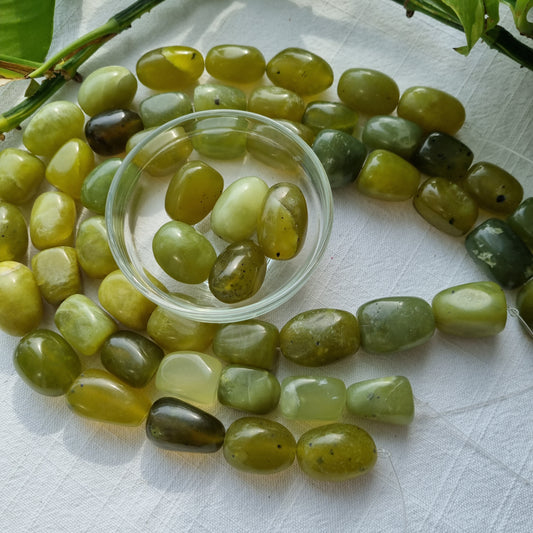 Lemon Jade Beads - 19-25mm - Sparrow and Fox