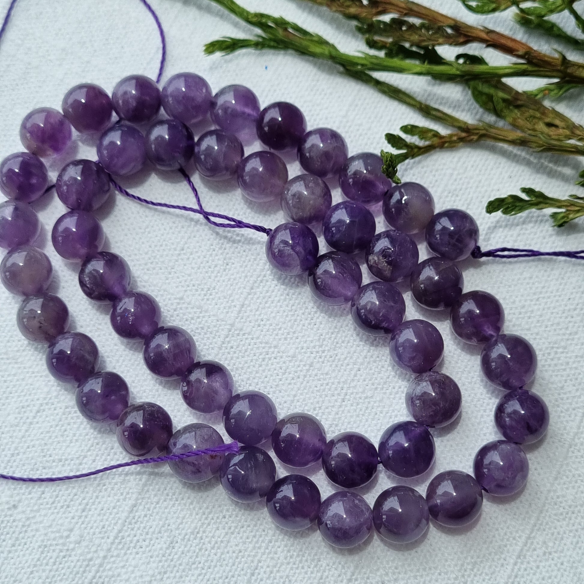Amethyst Beads - 8mm round - A Grade - Sparrow and Fox
