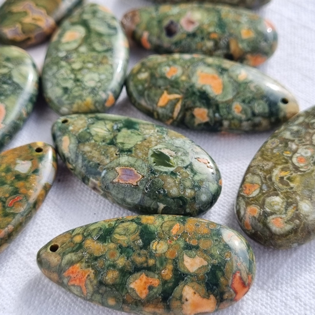 Pyroclastic Rhyolite Green Rainforest Jasper (Green Rhyolite) – Sparrow and Fox