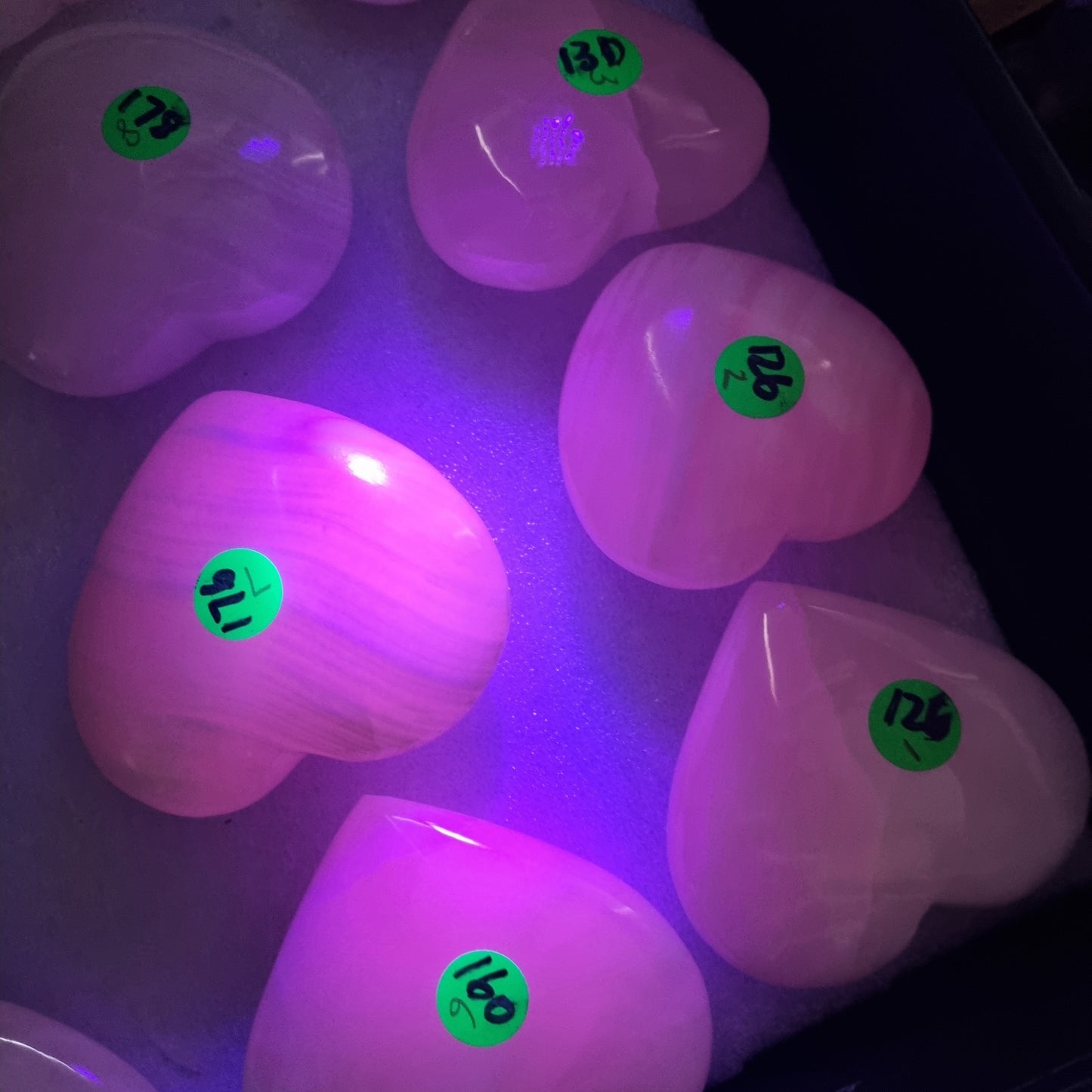 Mangano Calcite Heart