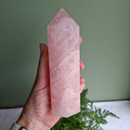 Rose Quartz Tower - 661g