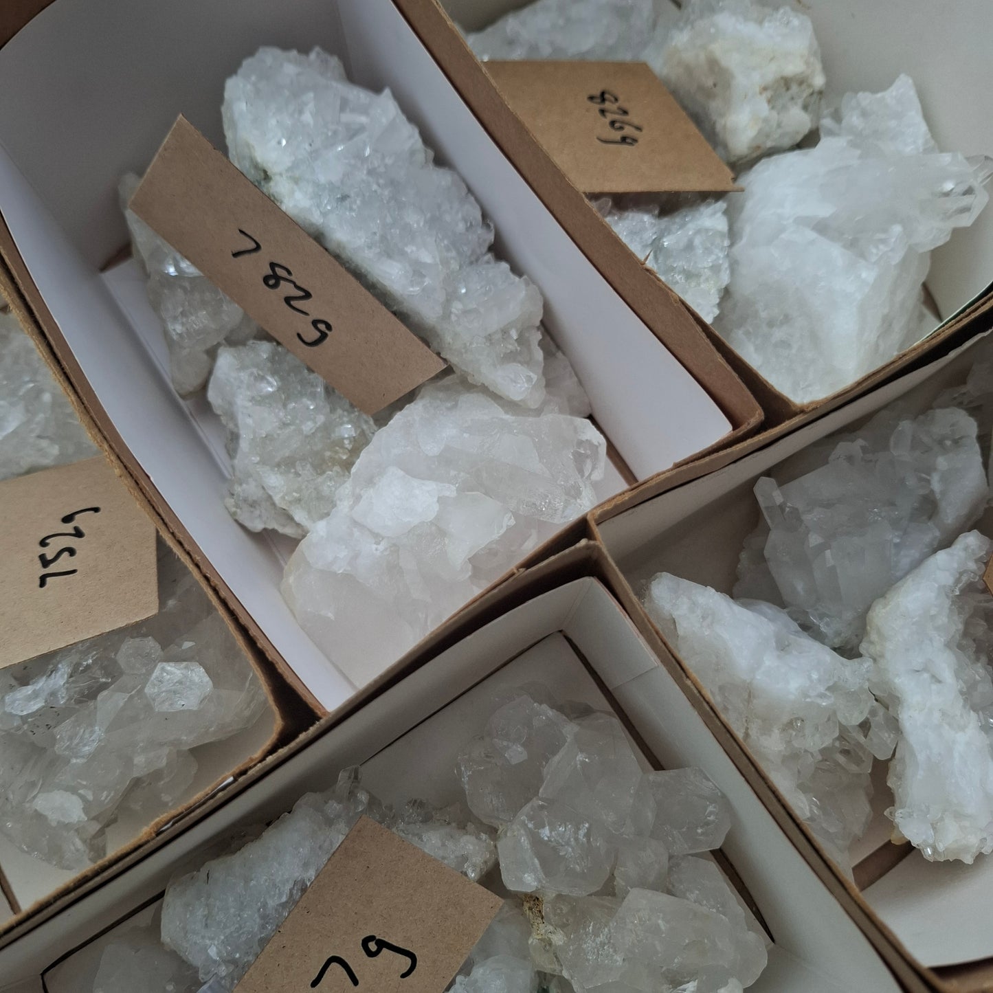 Quartz Cluster - BULK - Brazil