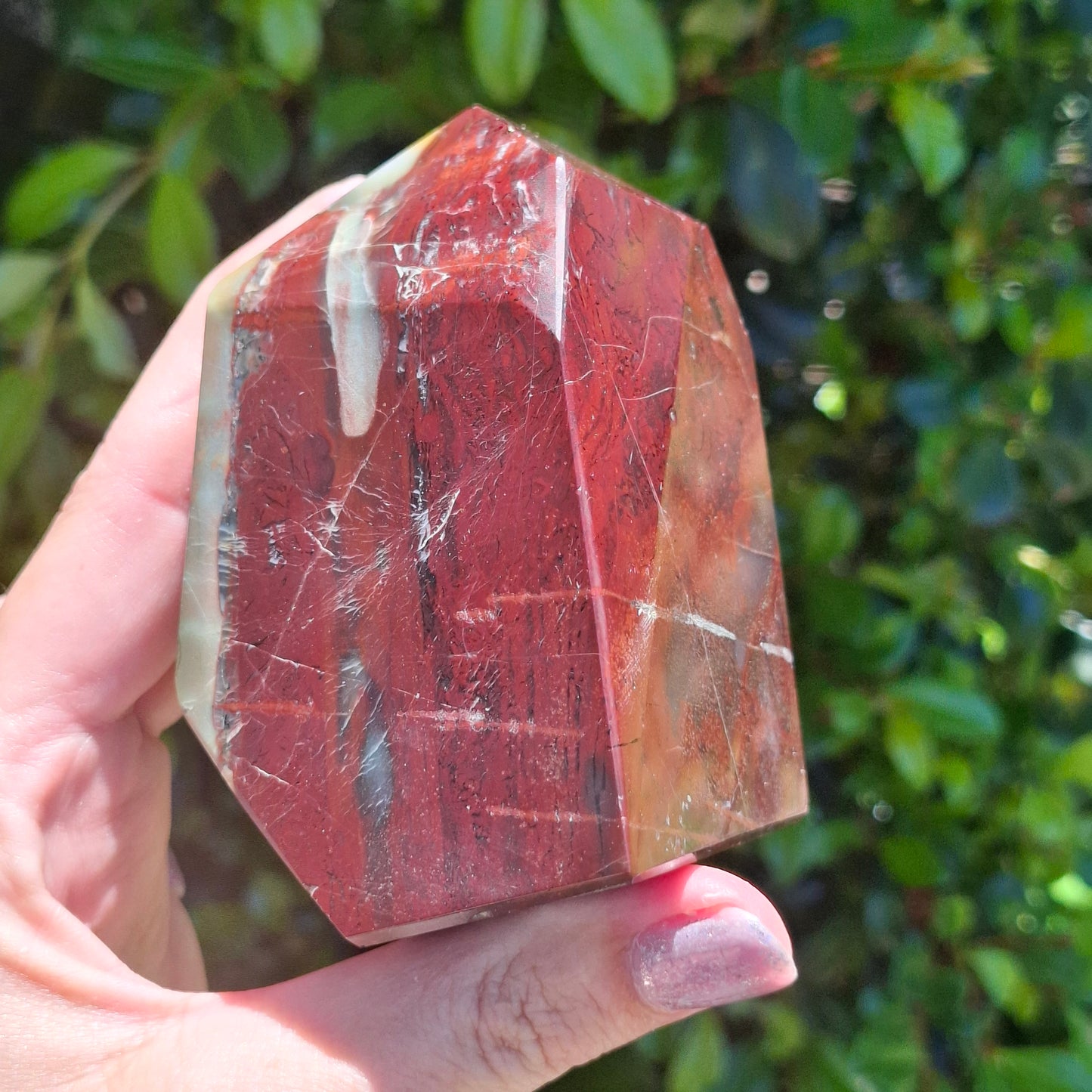 Red and Green Serpentine Generator - Pakistan - 502g