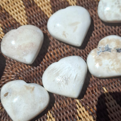 Scolecite Heart - India