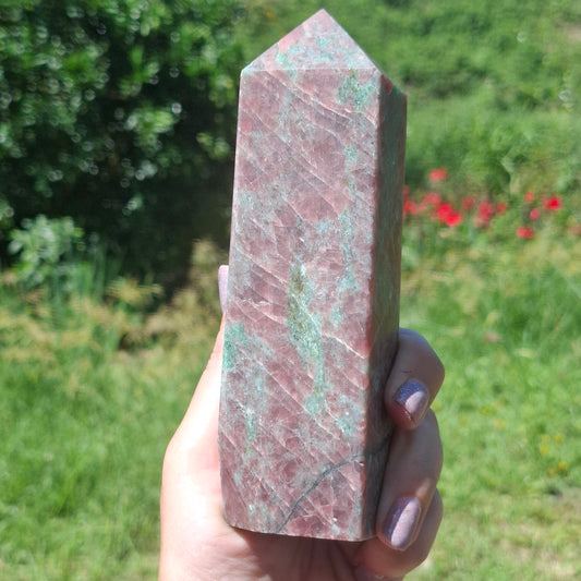 Eclogite (Omphite in Red Garnet) Tower - 705g
