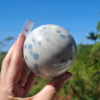 Apatite in Cleavelandite Sphere