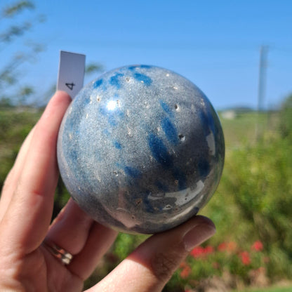 Apatite in Cleavelandite Sphere