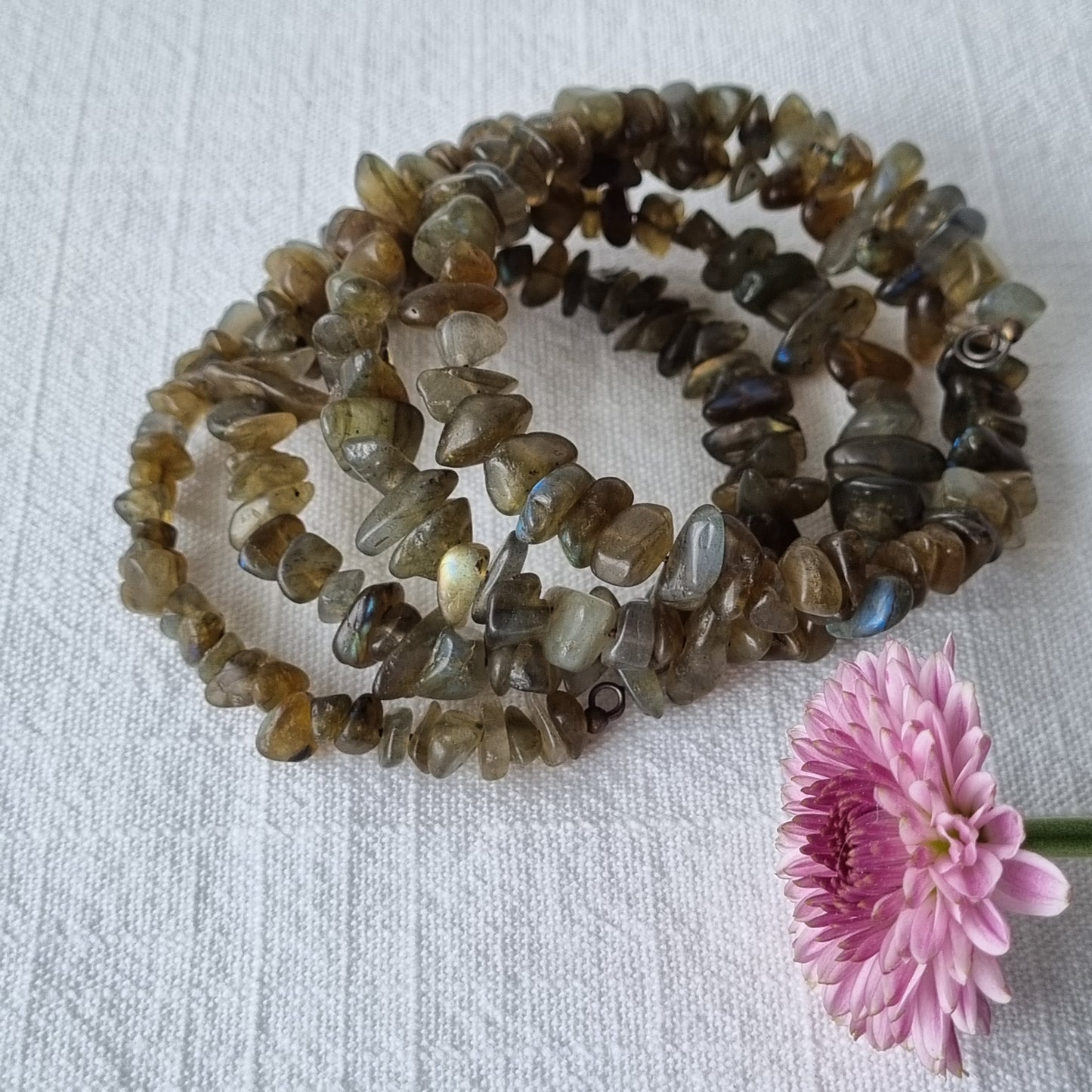Labradorite Chip Wire Bracelet