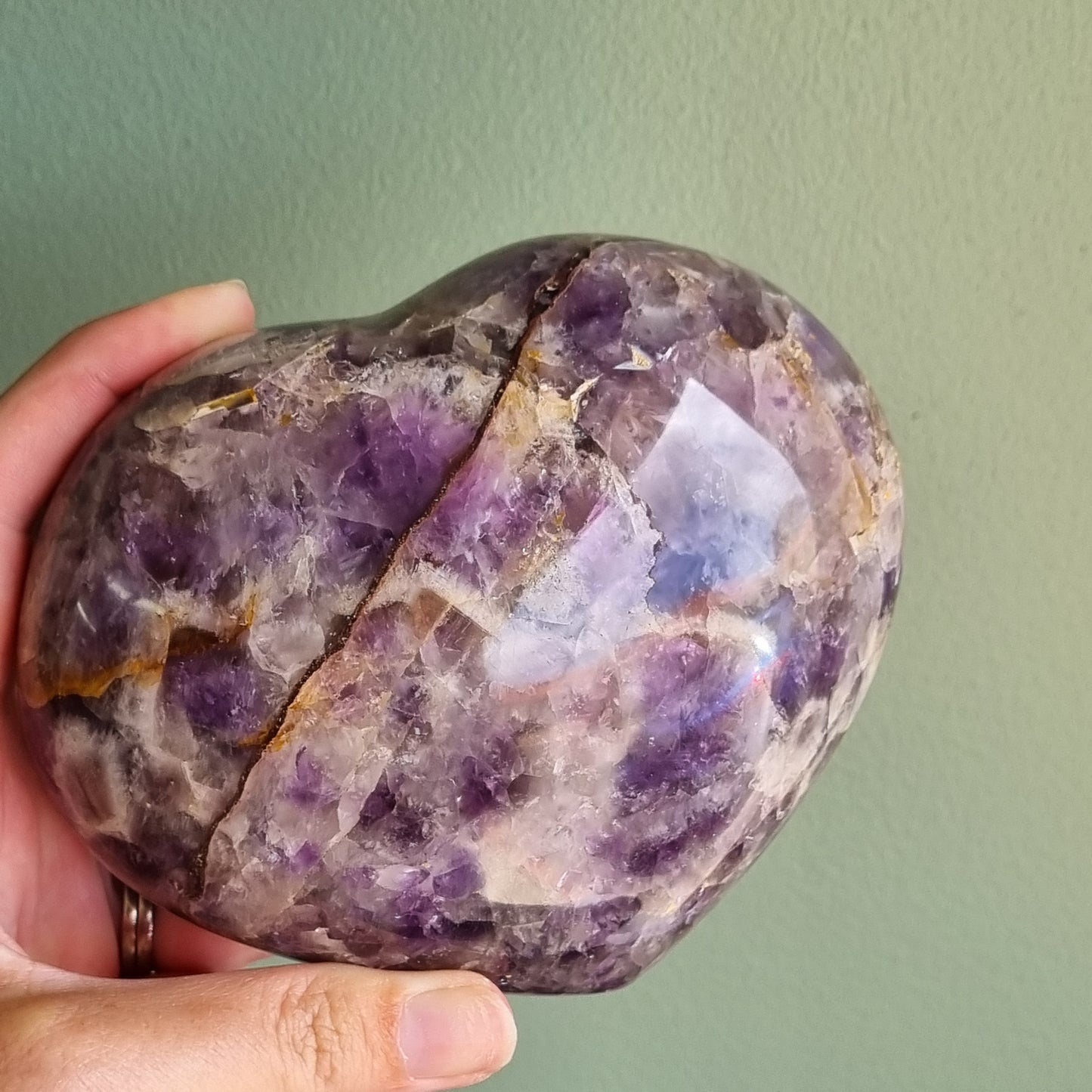 Amethyst Heart - 1.058kg