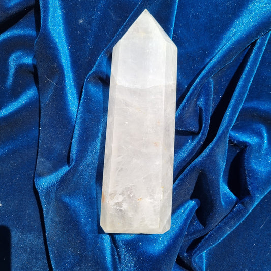 Quartz Tower - Brazil - 687g