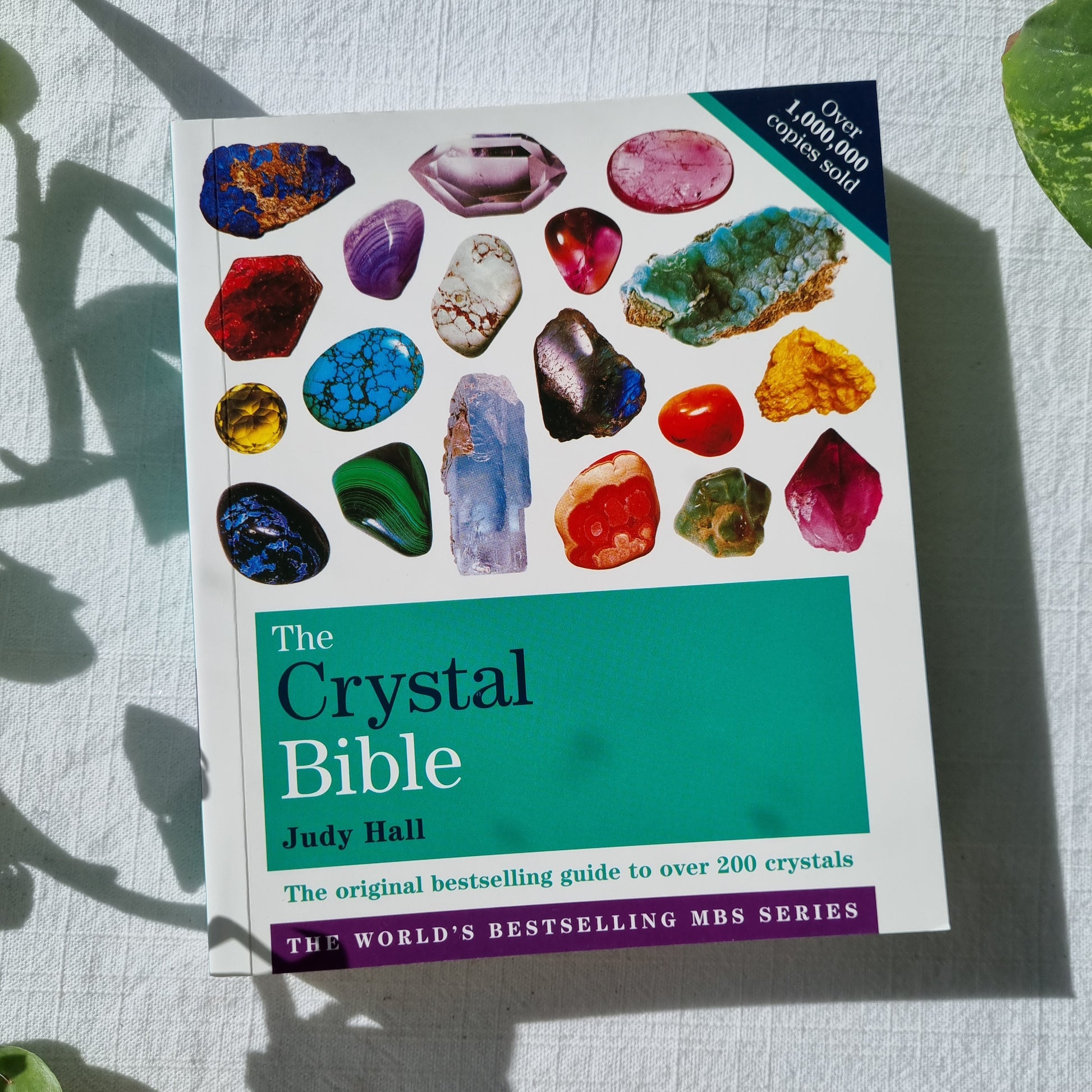 The Crystal Bible: Vol 1 - Judy Hall - Sparrow and Fox