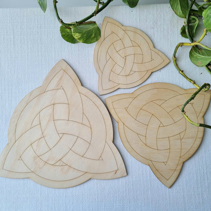 Triquetra - Sacred Geometry Grid - Sparrow and Fox