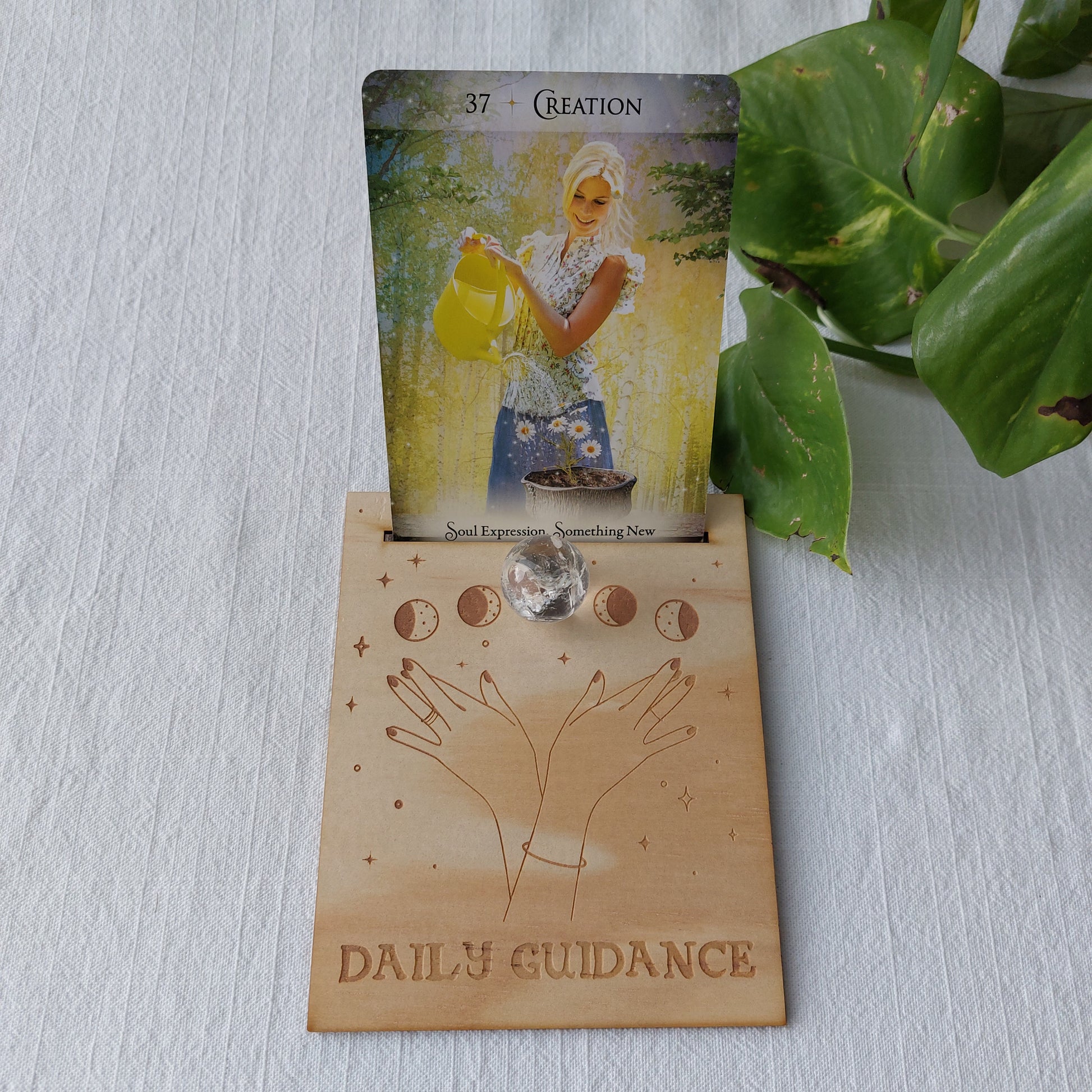 Daily Guidance Tarot and Oracle Card Holder - The Spell Caster - Sparrow and Fox